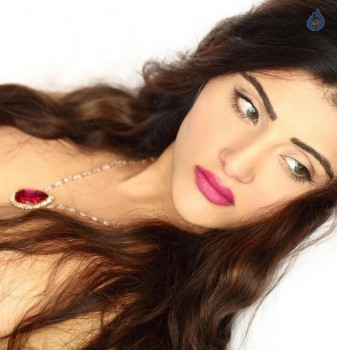 Aqsa Bhatt Photos - 3 of 7