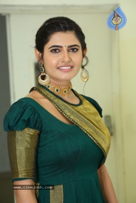 Ashima Narwal Photos - 3 of 14