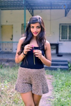 Ashna Zaveri New Photos - 2 of 9