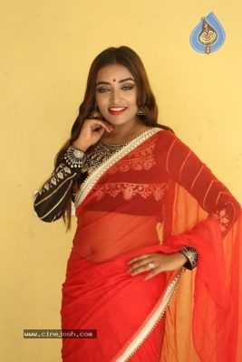 Asi Roy Photos - 7 of 21