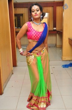 Dancer Nisha New Pics - 13 of 42