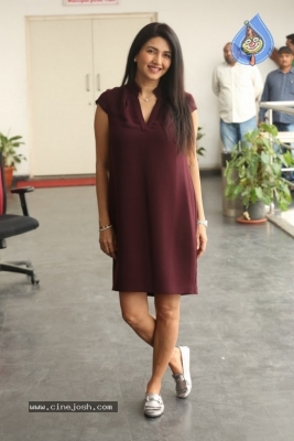 Deepti Bhatanagar Photos - 7 of 21