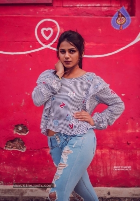 Delna Davis Latest Photos - 1 of 11