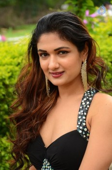 Esha Agarwal Latest photos - 11 of 41