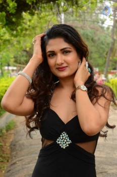 Esha Agarwal Latest photos - 16 of 41