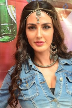 Farah Karimi New Photos - 35 of 37