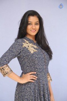 Gayathri New Photos - 11 of 42