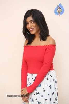 Gayatri Gupta Photos - 3 of 16