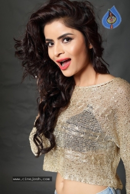 Gehana Vasisth Photoshoot Stills - 1 of 34