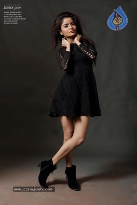 Gehana Vasisth Photoshoot Stills - 13 of 34
