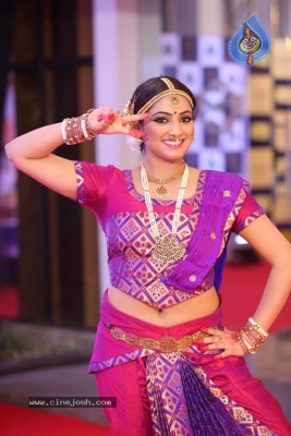 HariPriya at Gaana Mirchi Music Awards South 2018 - 6 of 29