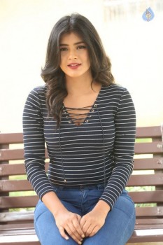 Hebah Patel Latest Gallery - 13 of 42