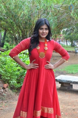 Hebah Patel Latest Photos - 17 of 20