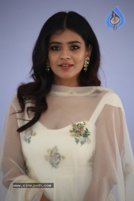 Hebah Patel Pictures - 7 of 21