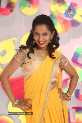 Ishika Singh Latest Pics - 9 of 19