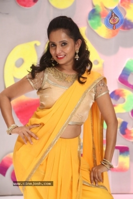 Ishika Singh Latest Pics - 14 of 19