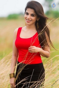 Iswarya Menon New Photos - 9 of 17