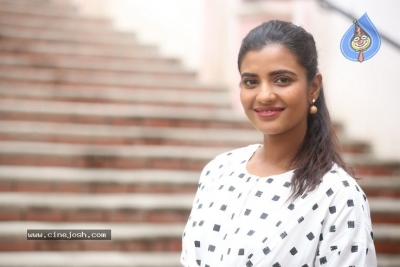 Iswarya Rajesh Interview Pics - 6 of 20