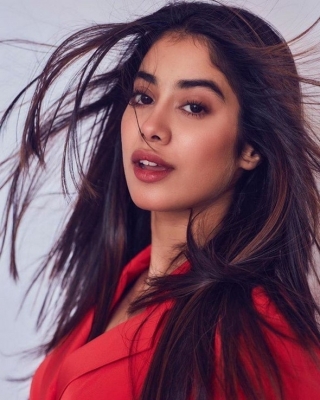 Janhvi Kapoor Photoshoot - 2 of 6