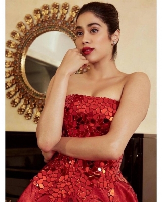 Janhvi Kapoor Stills - 4 of 4