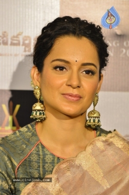 Kangana Ranaut Photos - 12 of 21