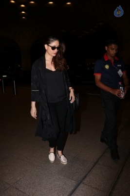 Kareena Kapoor Latest Photos - 12 of 16