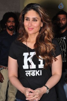 Kareena Kapoor New Photos - 27 of 36