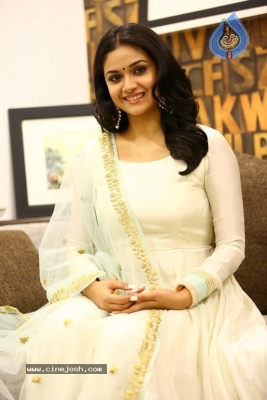 Keerthi Suresh Photos - 1 of 8