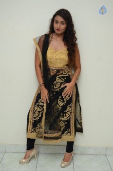 Kiran Chetwani Photos - 4 of 36