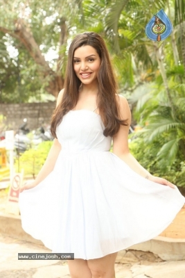 Kyra Dutt New Images - 10 of 21