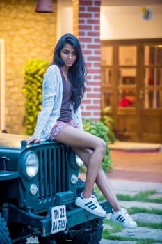 Lovelyn New Photos - 3 of 9