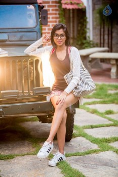 Lovelyn New Photos - 5 of 9