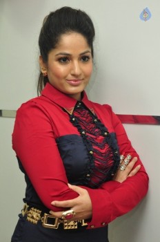 Madhavi Latha Photos - 4 of 25