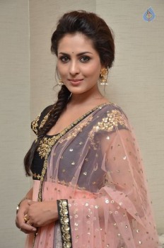 Madhu Shalini New Photos - 3 of 42