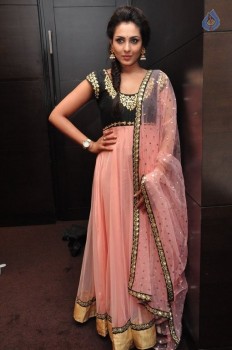 Madhu Shalini New Photos - 15 of 42