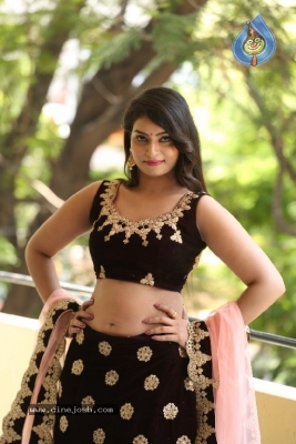 Madhubala Photos - 16 of 21