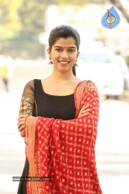 Mahima Latest Gallery - 4 of 21