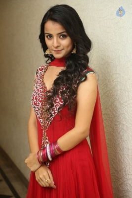 Mahima Makwana Photos - 21 of 21