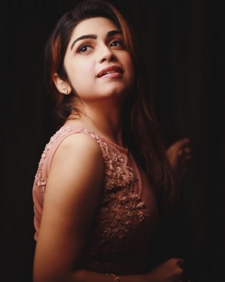 Manasa Radhakrishnan Stills - 12 of 16