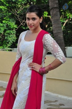 Mannara Chopra Gallery - 1 of 42
