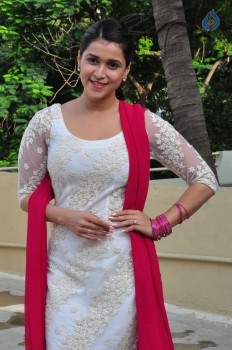 Mannara Chopra Gallery - 2 of 42