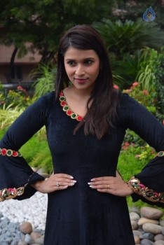 Mannara Chopra New Photos - 10 of 37