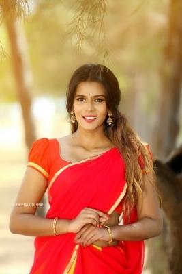 Meera Mitun Photos - 12 of 23