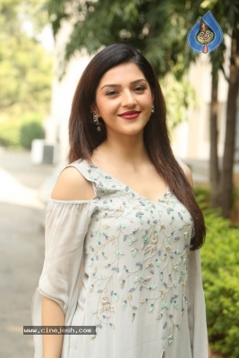 Mehrene Kaur Pirzada Latest Photos - 3 of 9