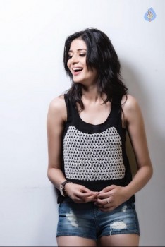 Mishika Chourasia Photos - 6 of 15