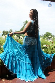 Monal Gajjar New Pics - 13 of 20