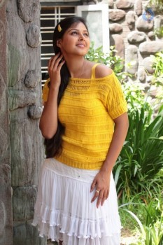 Monal Gajjar New Pics - 17 of 20