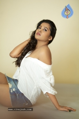 Mounika Guntuka Stills - 17 of 20