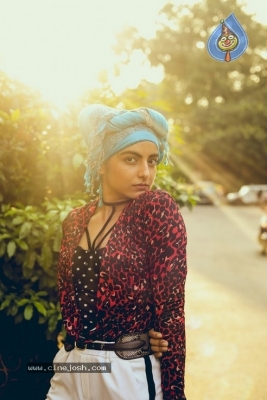 Muskaan Khubchandani Stills - 7 of 9