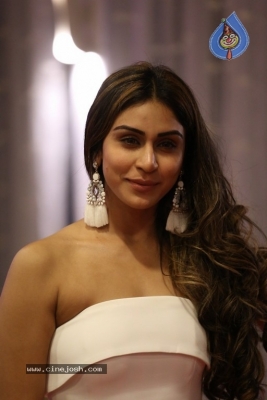 Myra Sareen Pics - 5 of 20